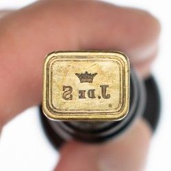 Sceau / Cachet au chiffre J. de S sous couronne.